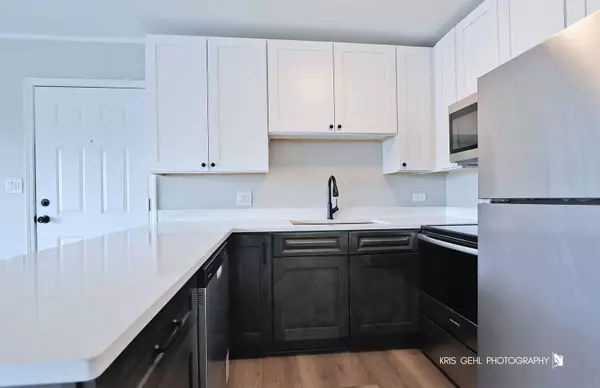 5504 E Lake DR #C, Lisle, IL 60532