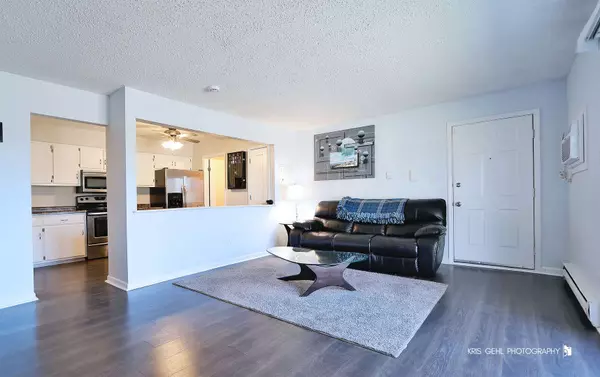 1335 Buell AVE #1335, Joliet, IL 60435