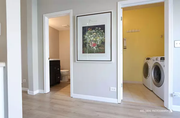 2232 Daybreak DR #2232, Aurora, IL 60503