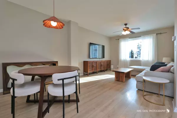 2232 Daybreak DR #2232, Aurora, IL 60503