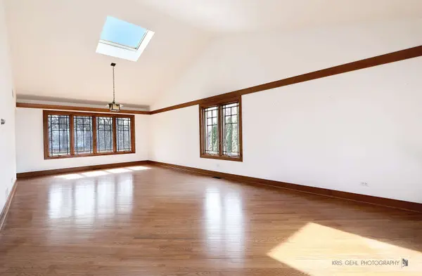 2335 Lake AVE, Lakewood, IL 60014