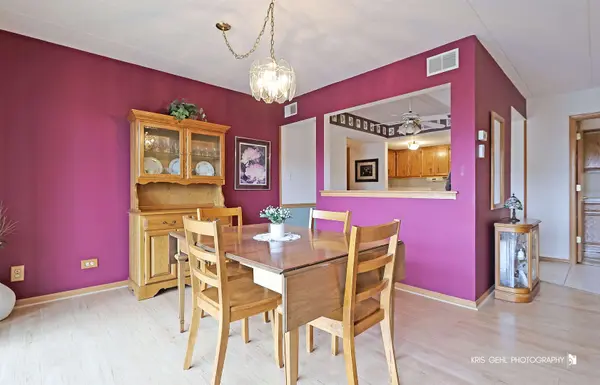 4940 134th CT #408, Crestwood, IL 60418