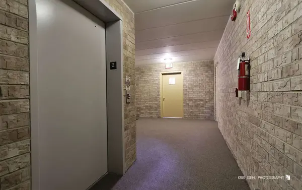 4940 134th CT #408, Crestwood, IL 60418