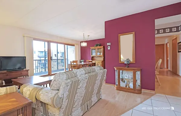 4940 134th CT #408, Crestwood, IL 60418