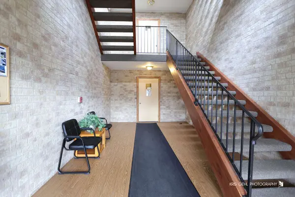 4940 134th CT #408, Crestwood, IL 60418