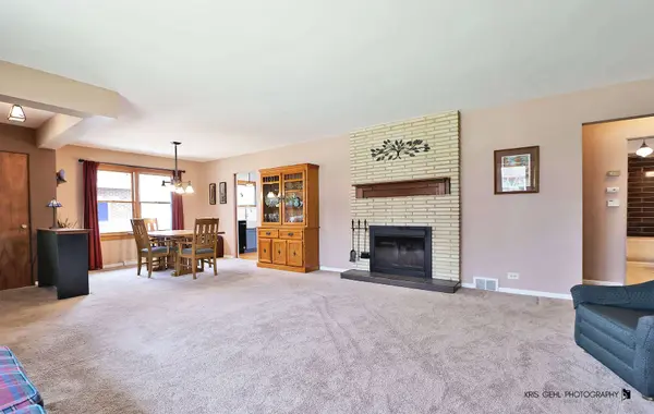 1327 59th ST, Downers Grove, IL 60516