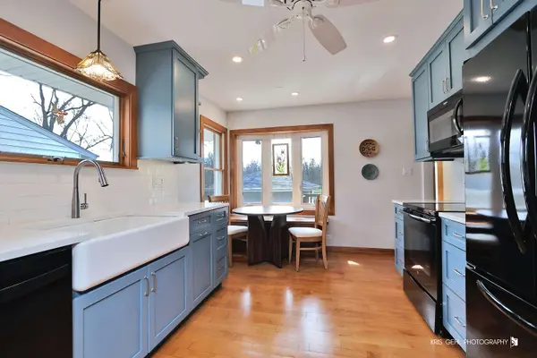 1327 59th ST, Downers Grove, IL 60516