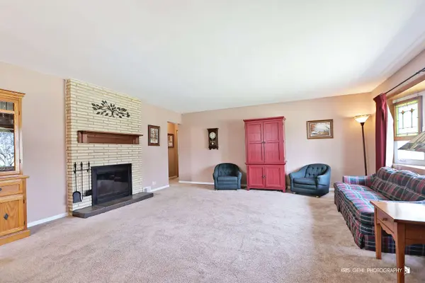 1327 59th ST, Downers Grove, IL 60516