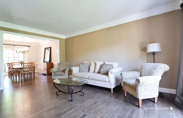2503 Stonehenge DR, Aurora, IL 60502