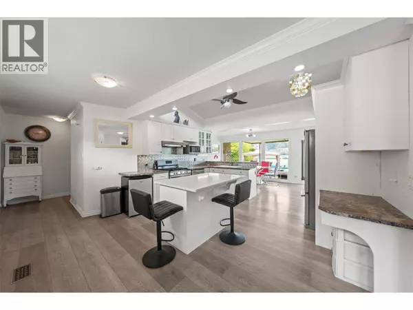 3939 LAKESIDE Road, Penticton, BC V2A8W1