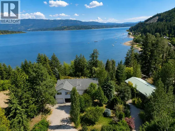 5255 Schneider Place, Tappen, BC V0E2X3