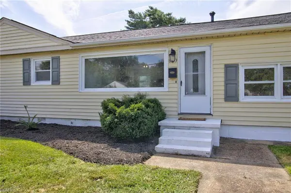 8133 Baywood DR, Norfolk, VA 23518