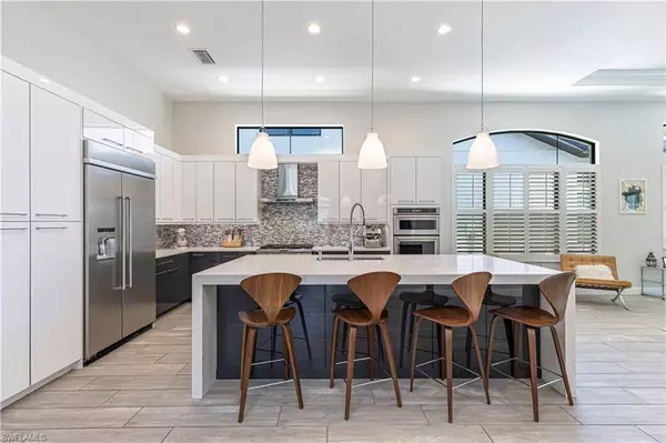 10138 Palazzo DR, Naples, FL 34119