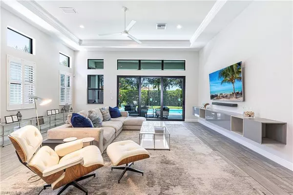 10138 Palazzo DR, Naples, FL 34119