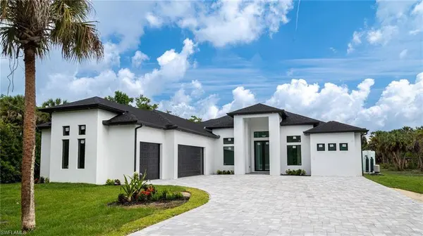 649 Golden Gate BLVD E, Naples, FL 34120