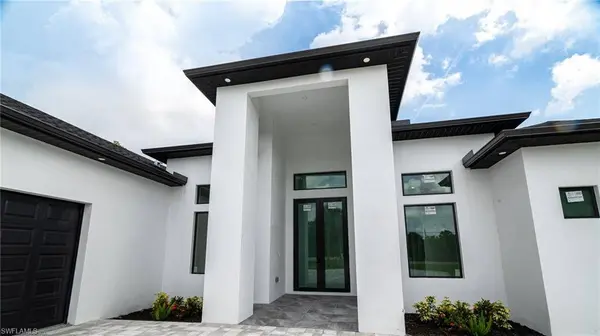 649 Golden Gate BLVD E, Naples, FL 34120