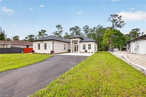 3782 47th AVE NE, Naples, FL 34120