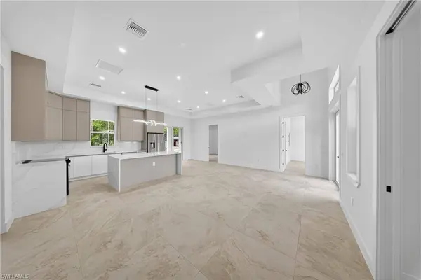 3782 47th AVE NE, Naples, FL 34120