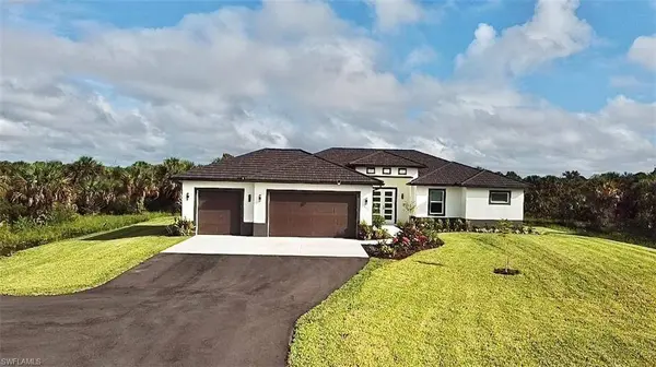 539 37th AVE NW, Naples, FL 34120
