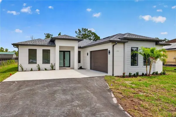 3225 43rd AVE NE, Naples, FL 34120