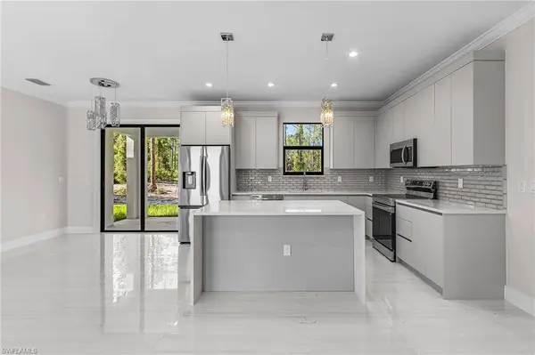 4210 66th AVE NE, Naples, FL 34120