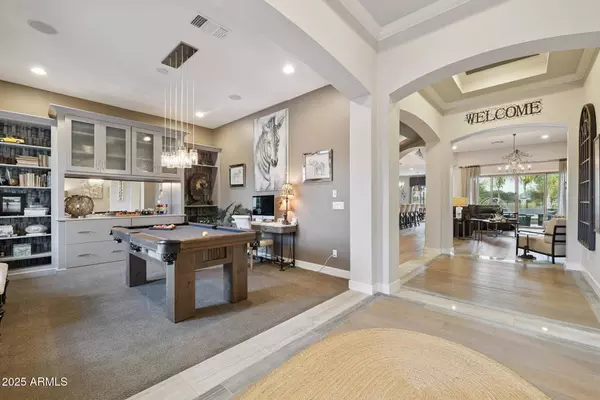 3694 E ASTER Drive, Chandler, AZ 85286