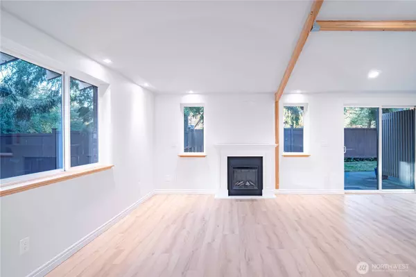 2802 Garden CT #A, Steilacoom, WA 98388