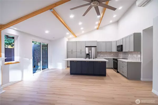 2802 Garden CT #A, Steilacoom, WA 98388