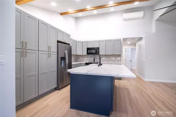 2802 Garden CT #A, Steilacoom, WA 98388