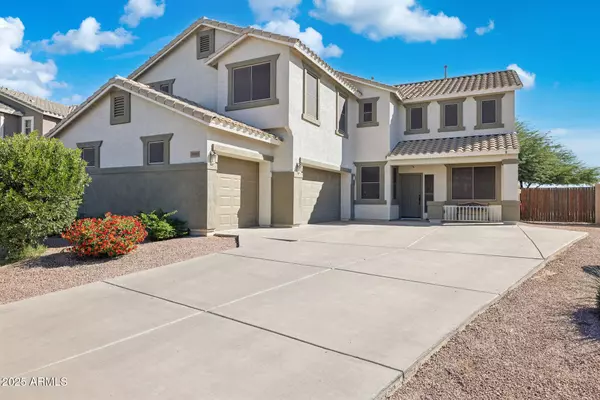 38689 N JONATHAN Street, San Tan Valley, AZ 85140