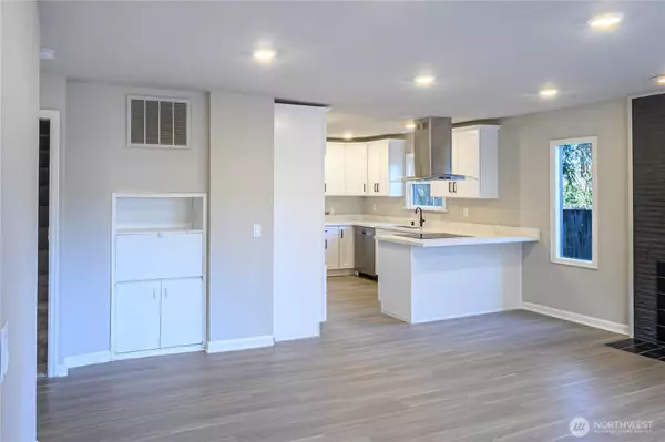 4720 S Puget Sound AVE, Tacoma, WA 98409