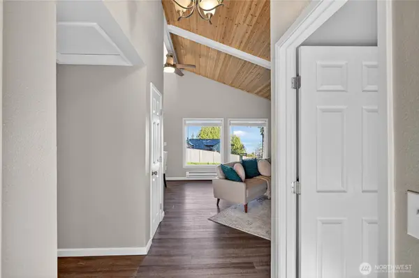 2428 McGregor DR SE, Port Orchard, WA 98366