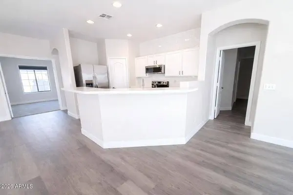 2633 E WATERVIEW Court, Chandler, AZ 85249