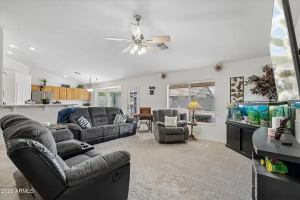 3789 E WHITEHALL Drive, San Tan Valley, AZ 85140