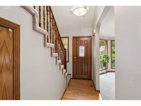 10627 SW TUALATIN DR, Portland, OR 97224