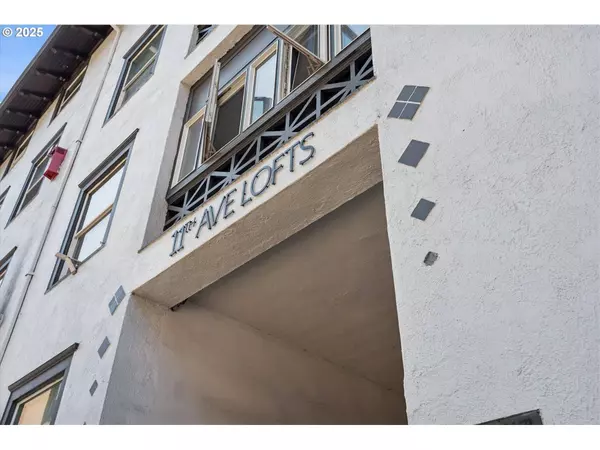 1104 SW COLUMBIA ST #206, Portland, OR 97201