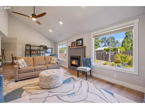 5211 NE STABLE DR, Hillsboro, OR 97124