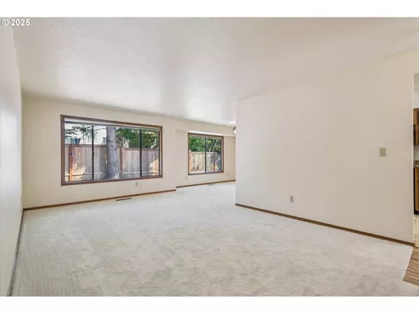 3441 SW VERMONT ST, Portland, OR 97219