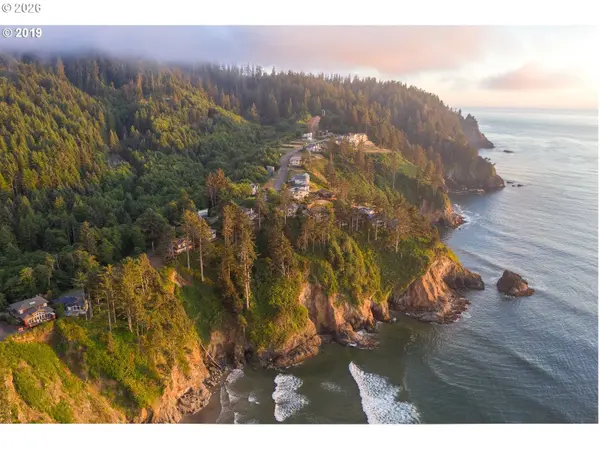 S Beach RD, Neskowin, OR 97149
