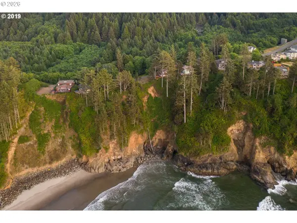 S Beach RD, Neskowin, OR 97149