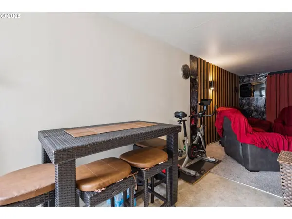 2523 SE 138TH AVE, Portland, OR 97236