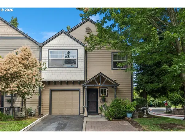 1401 SW EDGEFIELD MEADOWS CT