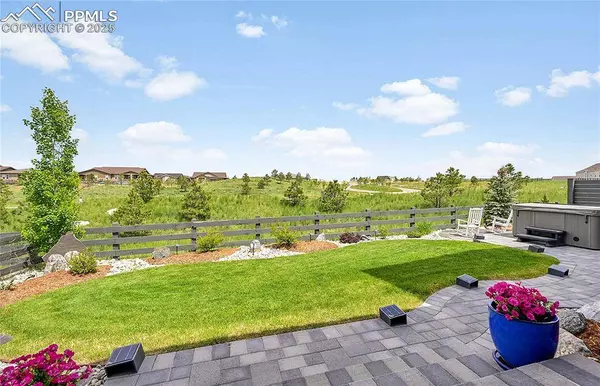 6912 Sunstrand CT, Castle Pines, CO 80108