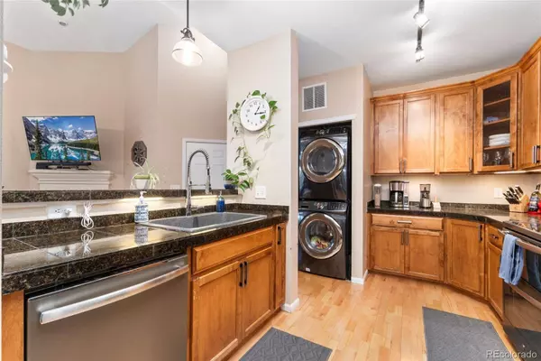 3875 S Dayton ST #307, Aurora, CO 80014