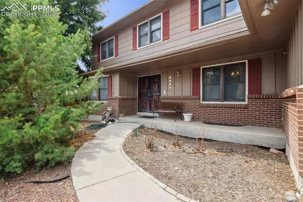 6820 Dauntless CT, Colorado Springs, CO 80919