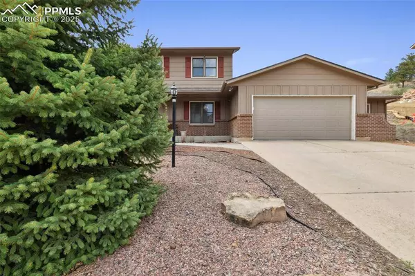 6820 Dauntless CT, Colorado Springs, CO 80919