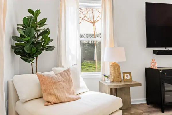 Detail Living Room Whiteside 3