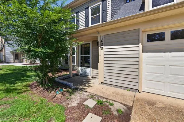 1680 Castlefield RD, Virginia Beach, VA 23456