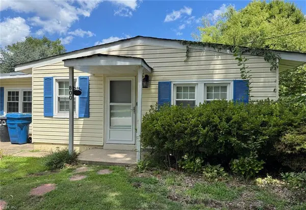 800 Hilltop RD