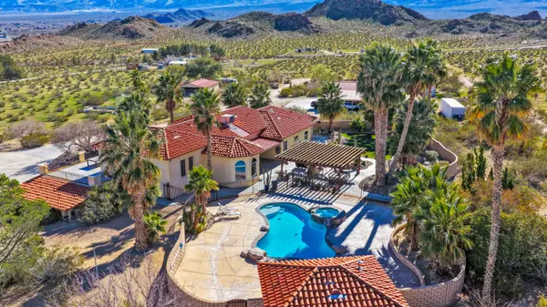 31024 Rabbit Springs Rd, Lucerne Valley, CA 92356-8316